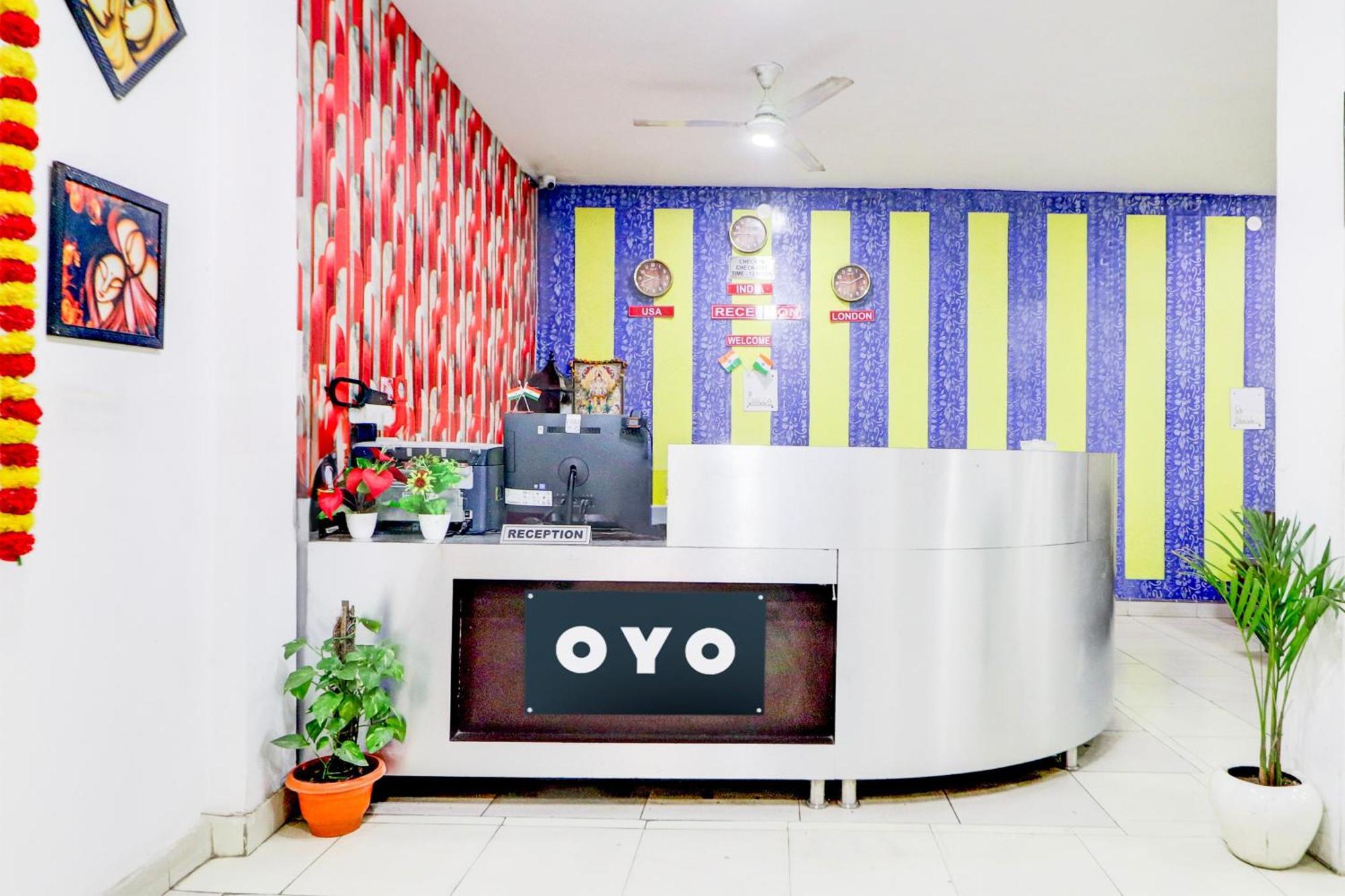 Oyo Hotel Viraj Palace ニューデリー エクステリア 写真